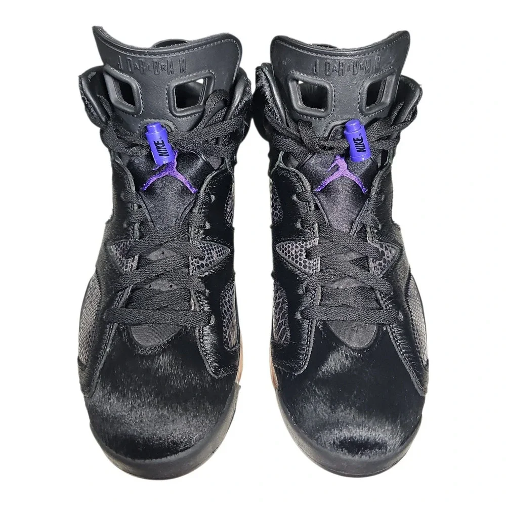 Social Status x Air Jordan 6 Retro 